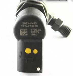 INJECTEUR CR SIEMENS A2C59513556 ou 5WS40677 ou  1791017 en Echange standard 
